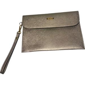 NWOT Elim & Paul Metallic Wristlet